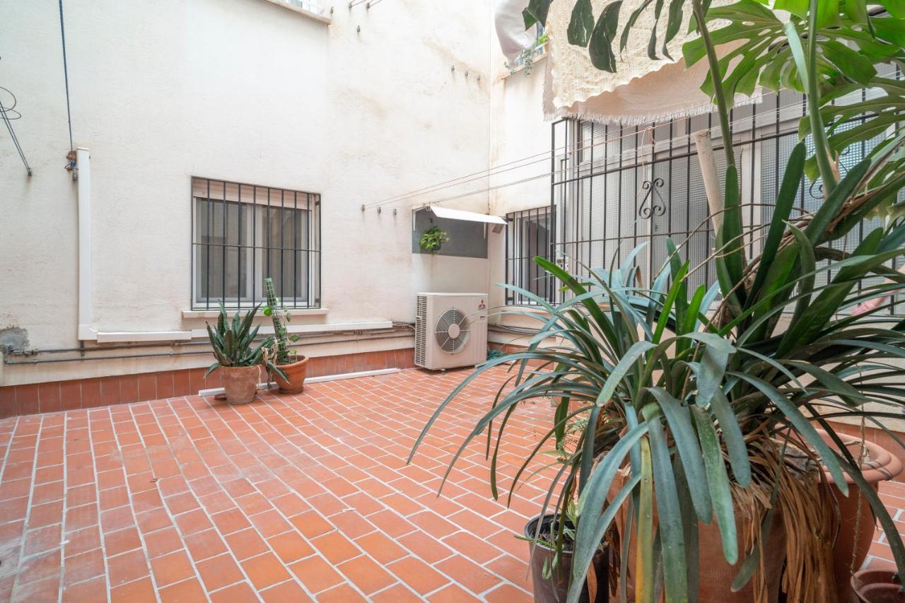 Amplio Piso Para Disfrutar Del Centro De Malaga Con Parking Gratuito Exterior foto