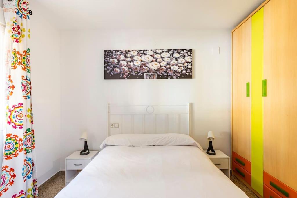 Amplio Piso Para Disfrutar Del Centro De Malaga Con Parking Gratuito Exterior foto